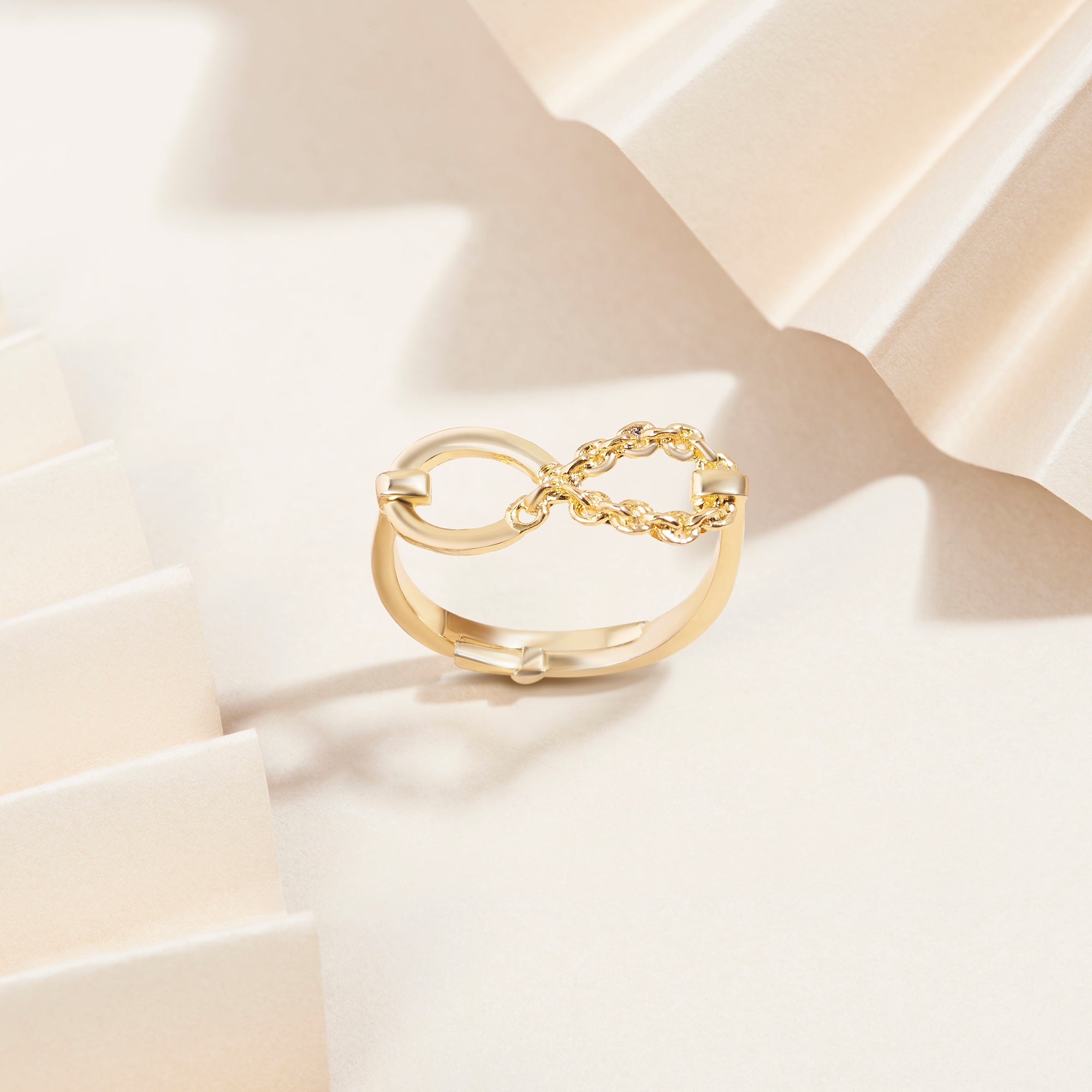 Glimmer Ring