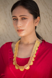 Avriti Choker