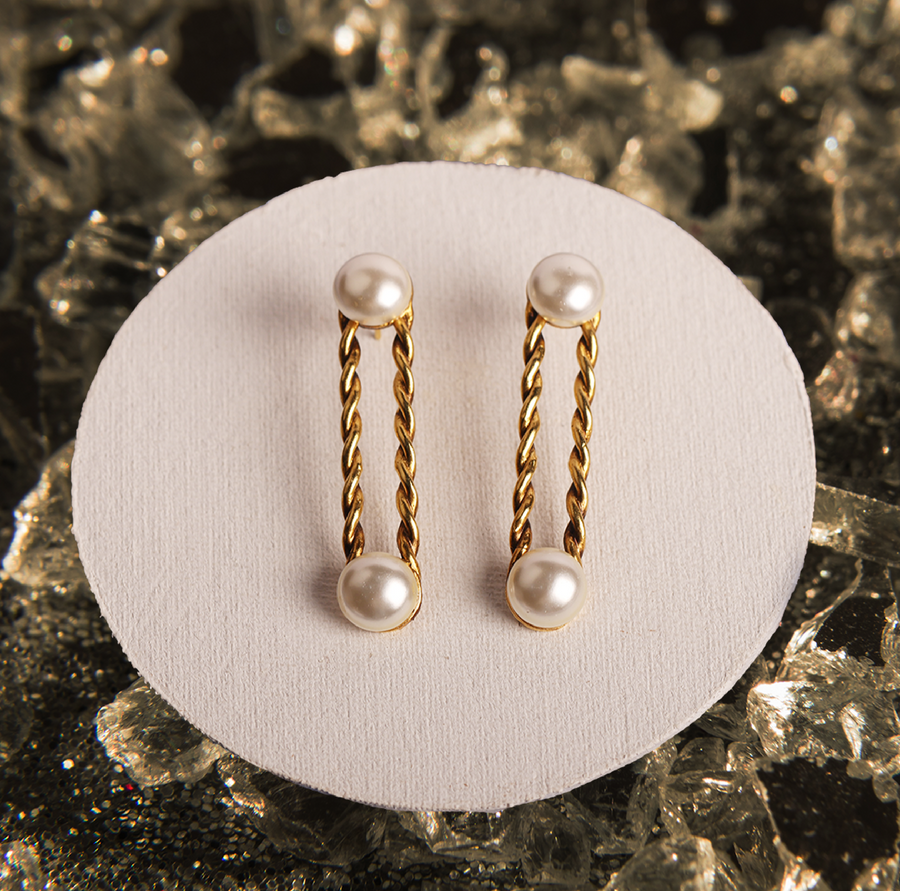 Stretched Pearl Earrings